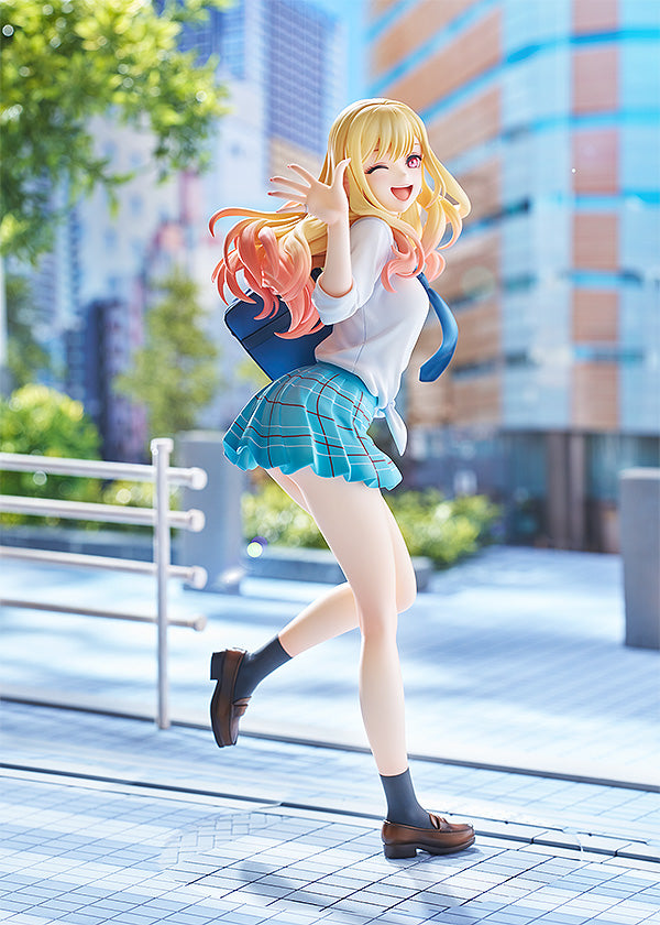My Dress-Up Darling Marin Kitagawa 1/7 Scale Figure My Dress-Up Darling Marin Kitagawa 1/7 Scale Figure