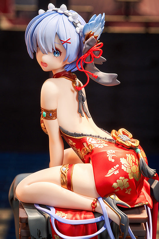 Rem : Graceful Beauty 2024 New Year ver 1/7 Scale Figure