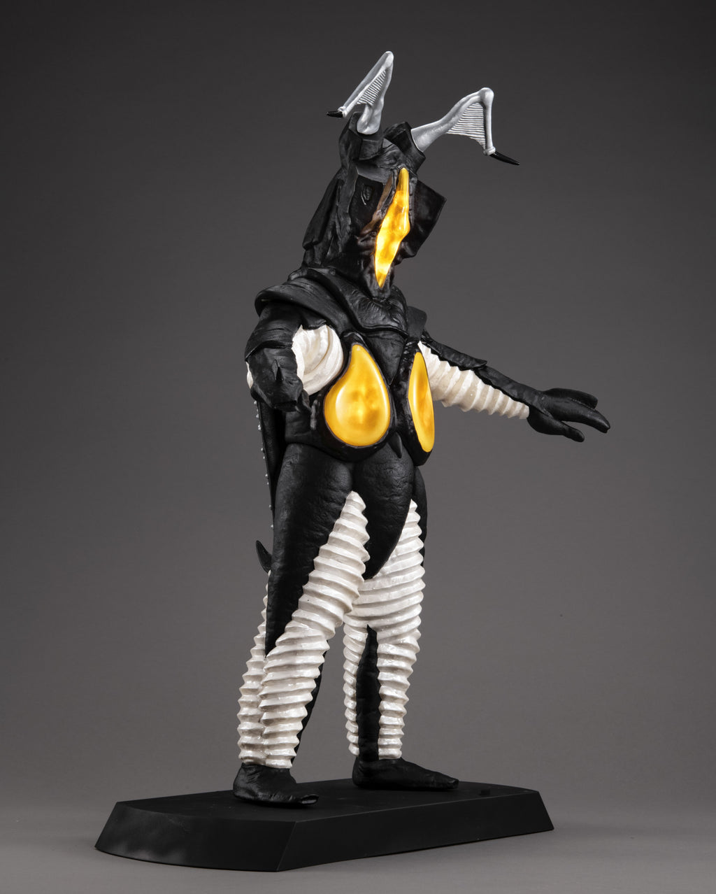 UA MONSTERS Zetton