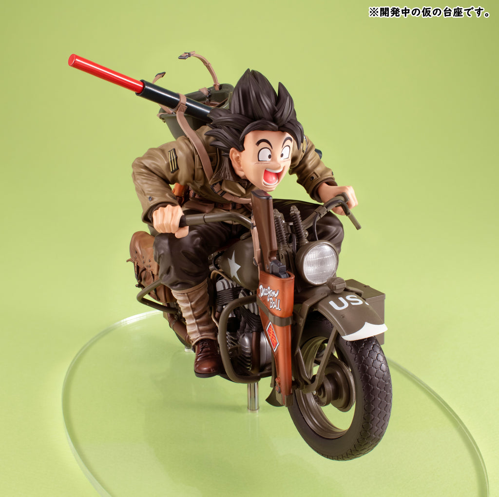 DESKTOP REAL McCOYEX Dragon Ball Z Son Goku &amp; Bike