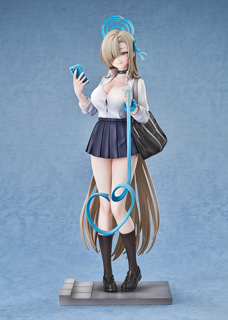 Blue Archive Asuna (School): Memorial Lobby Ver 1/7 Scale Figure