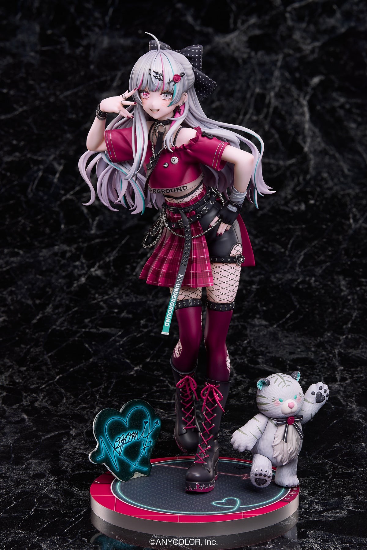 NIJISANJI Ishigami Nozomi 1/7 Scale Figure