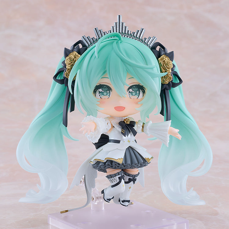 3079 Nendoroid Hatsune Miku Symphony : 10th Anniversary Ver