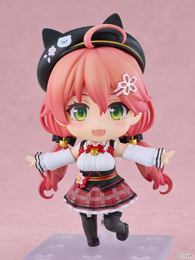 2888 Nendoroid Sakura Miko: Casual Outfit Ver
