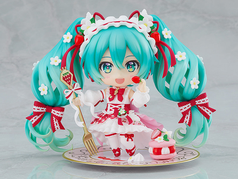 1939 Nendoroid Hatsune Miku: 15th Anniversary Ver (rerun)