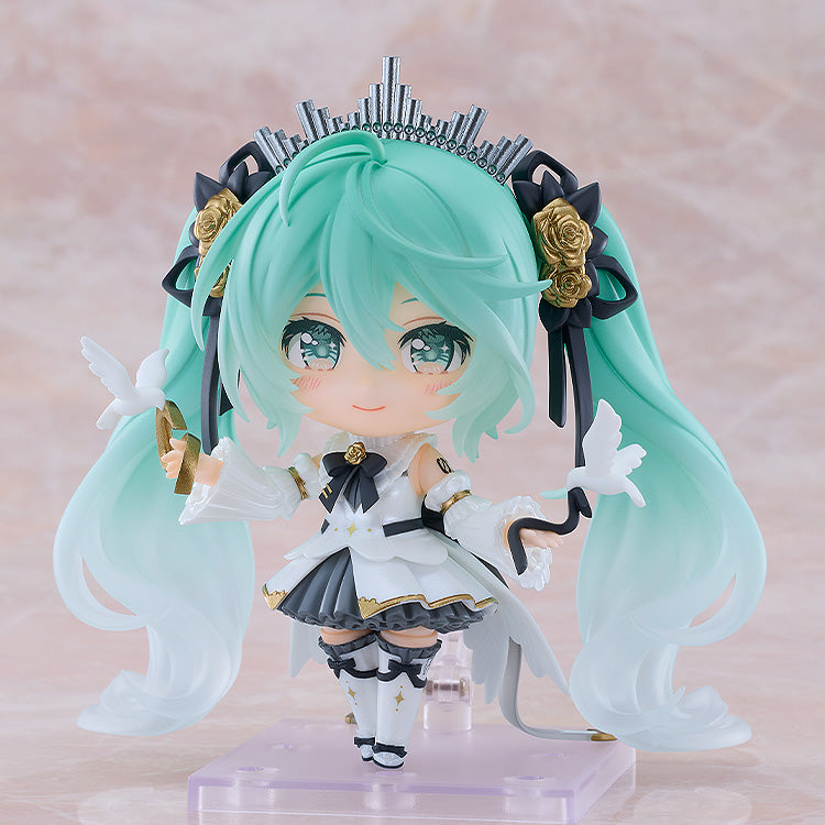 3079 Nendoroid Hatsune Miku Symphony : 10th Anniversary Ver