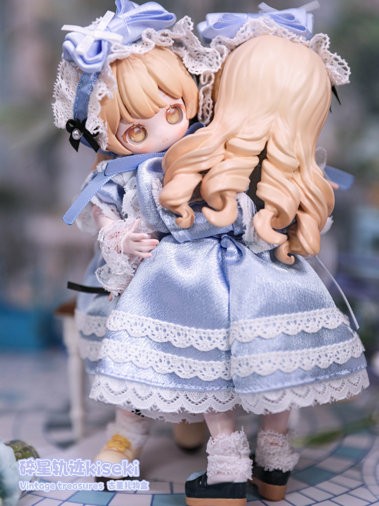 Vintage treasures Antique Gift Box (8 figures set)