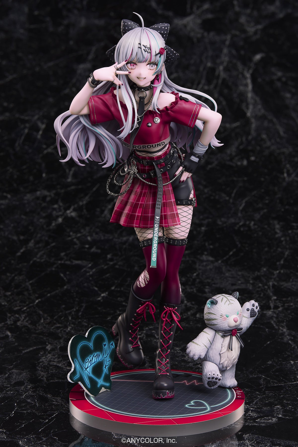 NIJISANJI Ishigami Nozomi 1/7 Scale Figure