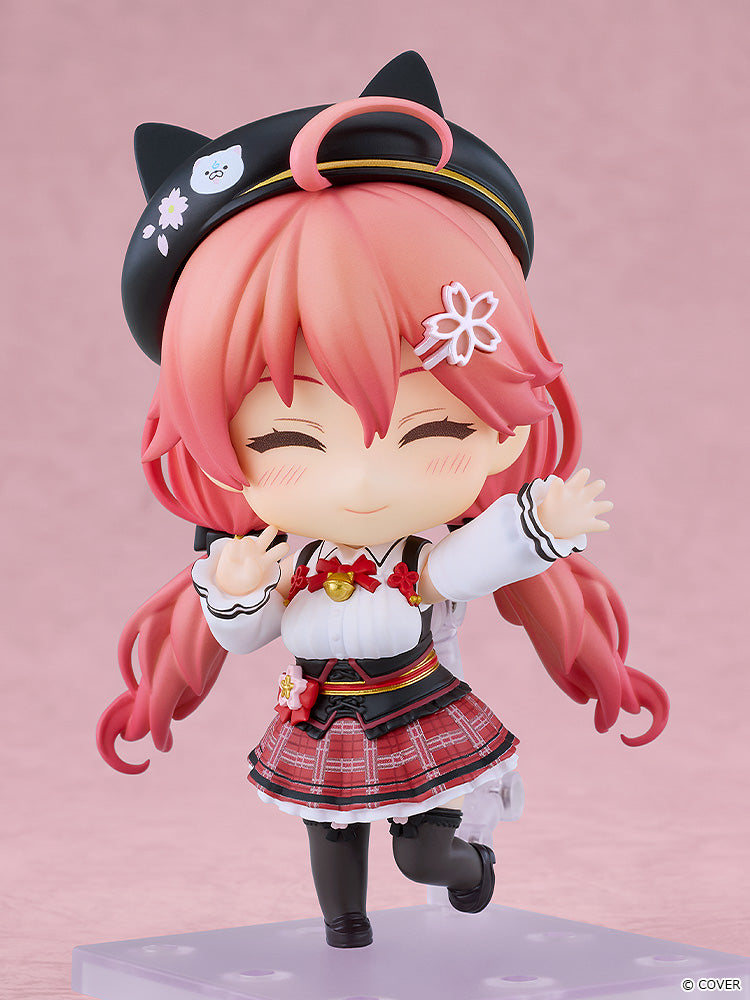 2888 Nendoroid Sakura Miko: Casual Outfit Ver