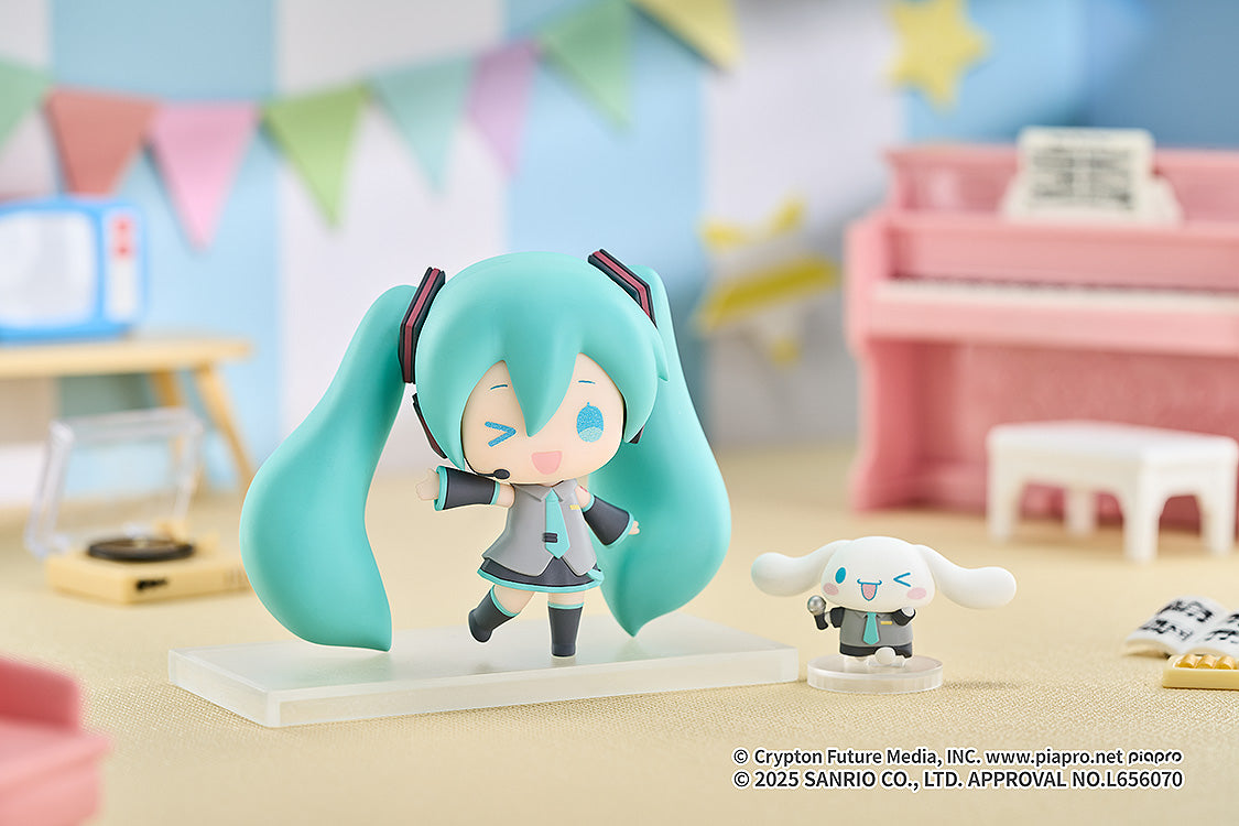 Hatsune Miku x Cinnamoroll Collectible Figure Hatsune Miku x Cinnamoroll (SET of 5pcs)