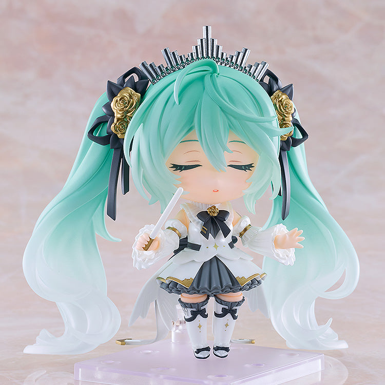 3079 Nendoroid Hatsune Miku Symphony : 10th Anniversary Ver