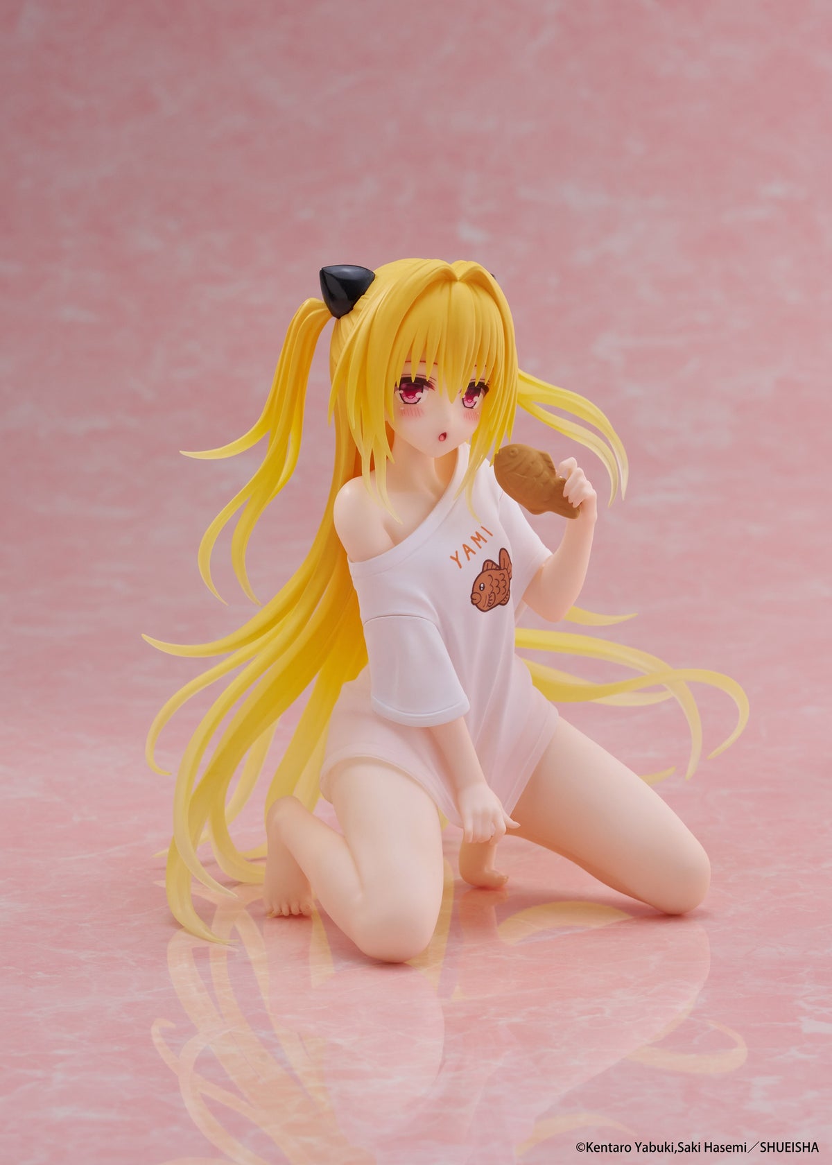To Love-Ru Darkness Desktop Cute Figure Golden Darkness (Roomwear Ver.)