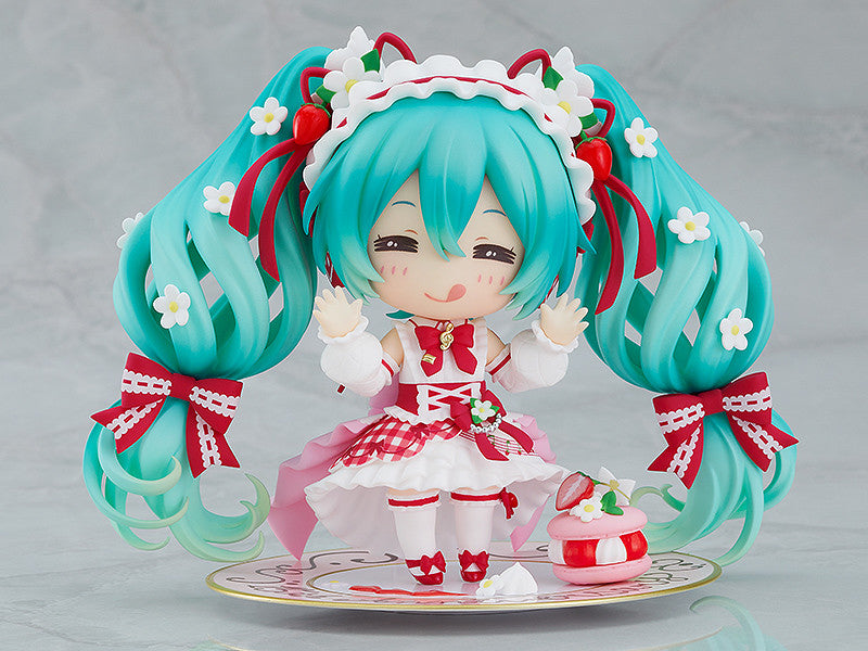 1939 Nendoroid Hatsune Miku: 15th Anniversary Ver (rerun)