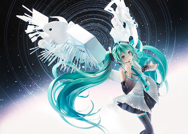 Hatsune Miku: Happy 16th Birthday Ver 1/7 Scale Figure (rerun)