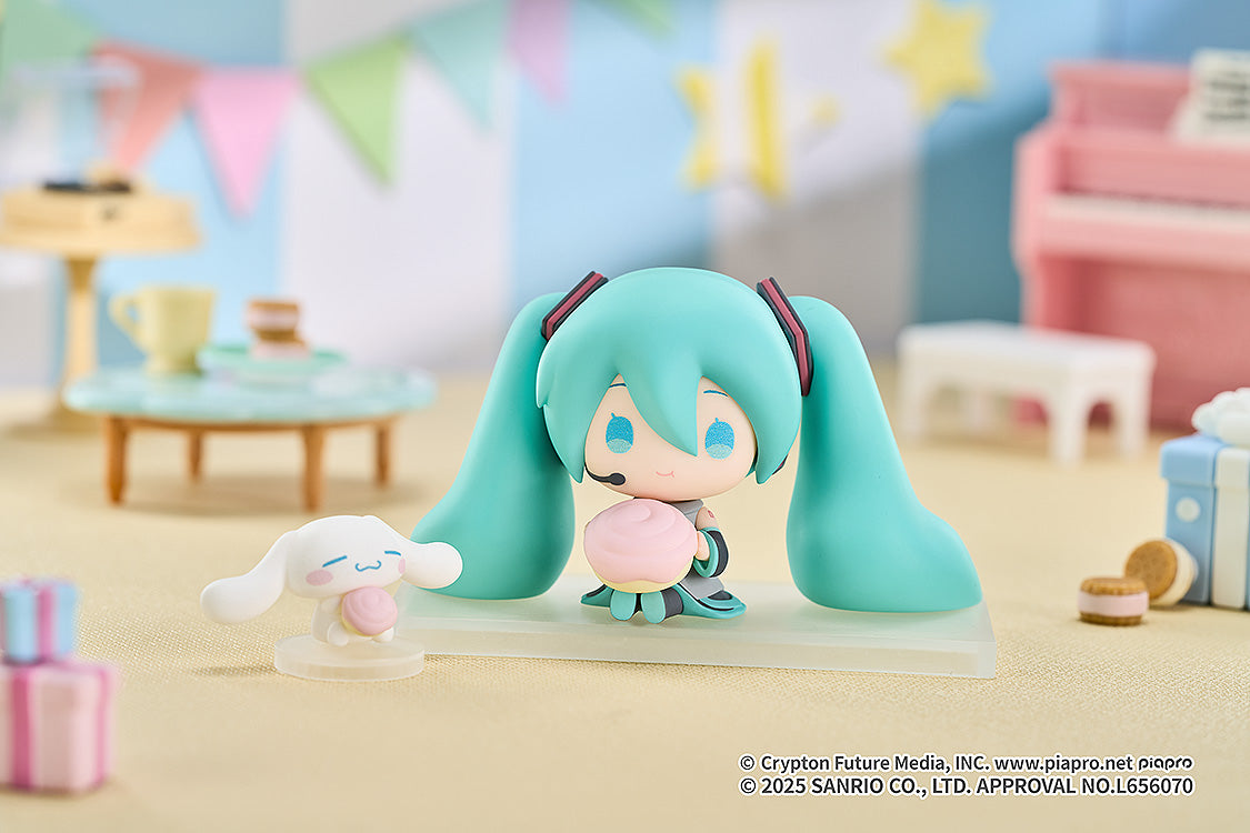 Hatsune Miku x Cinnamoroll Collectible Figure Hatsune Miku x Cinnamoroll (SET of 5pcs)