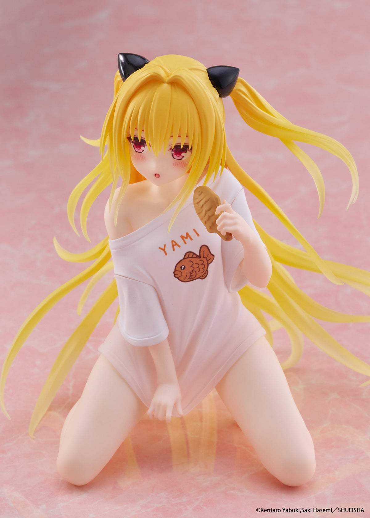 To Love-Ru Darkness Desktop Cute Figure Golden Darkness (Roomwear Ver.)