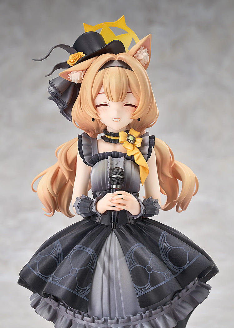 Blue Archive Mari (Idol): Memorial Lobby Ver 1/7 Scale Figure