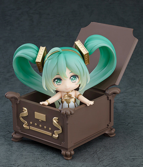 1538 Nendoroid Hatsune Miku: Symphony 5th Anniversary Ver (rerun)