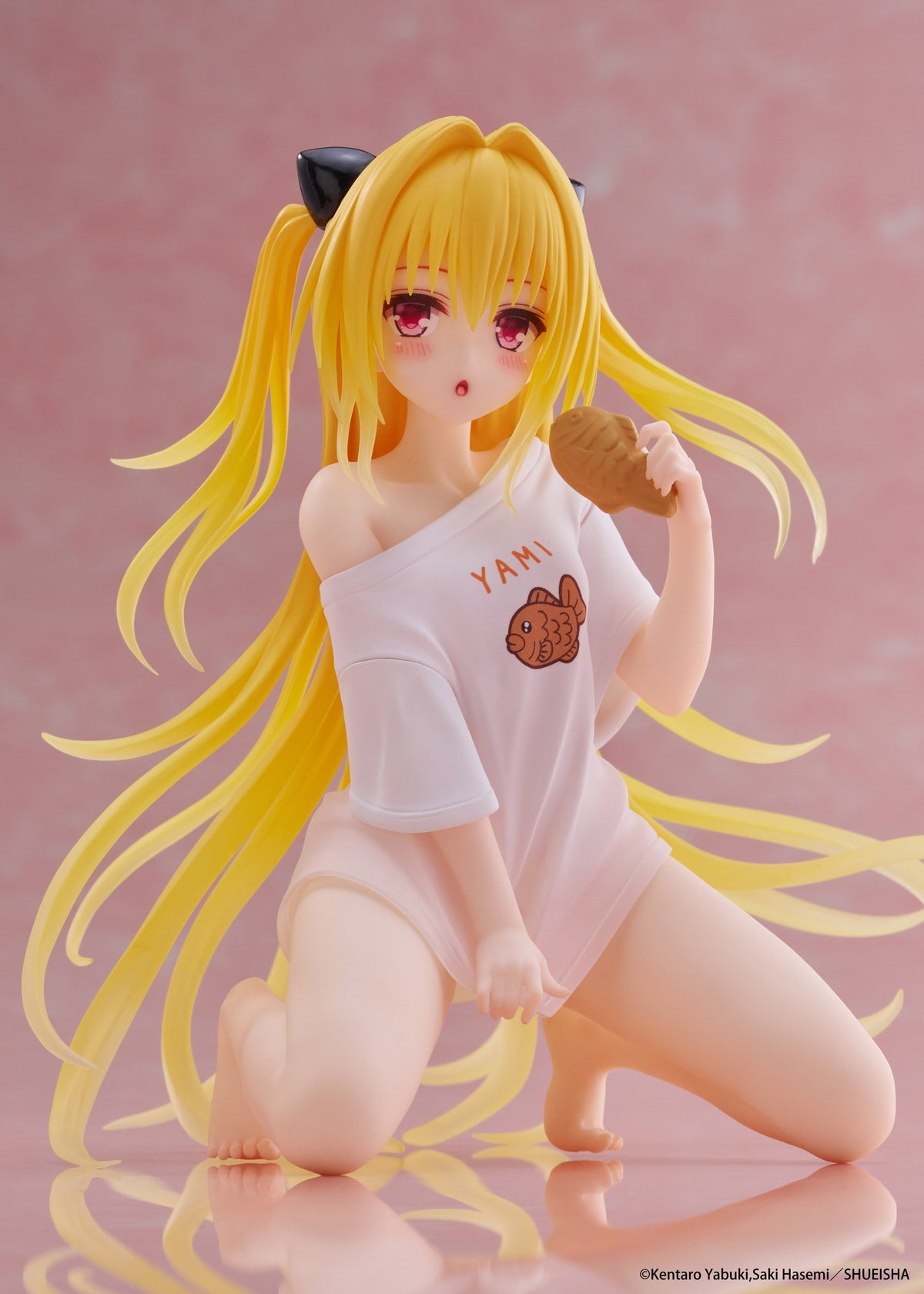 To Love-Ru Darkness Desktop Cute Figure Golden Darkness (Roomwear Ver.)