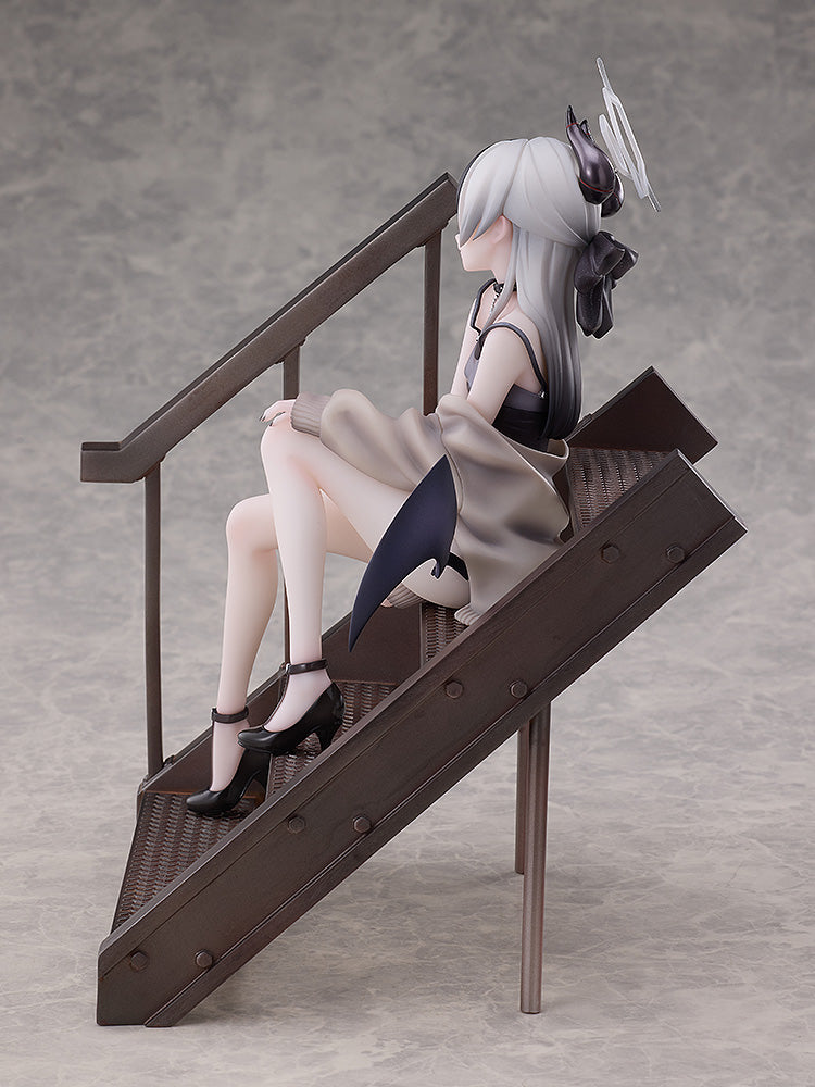 Blue Archive Kayoko (Dress): Memorial Lobby Ver 1/7 Scale Figure