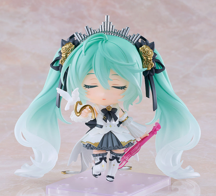 3079 Nendoroid Hatsune Miku Symphony : 10th Anniversary Ver