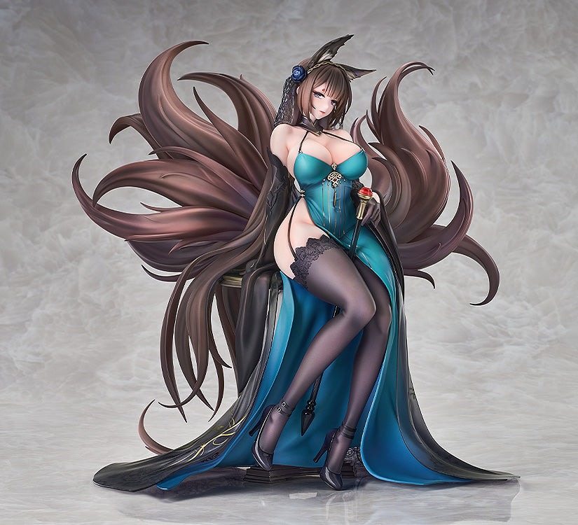 Azur Lane Amagi: Throne of Fallen Petals Ver 1/7 Scale Figure