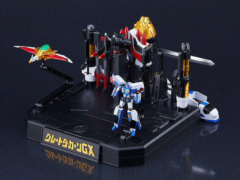 The Brave Fighter of Legend Da-Garn THE GATTAI The Brave Fighter of Legend Display Set (rerun)