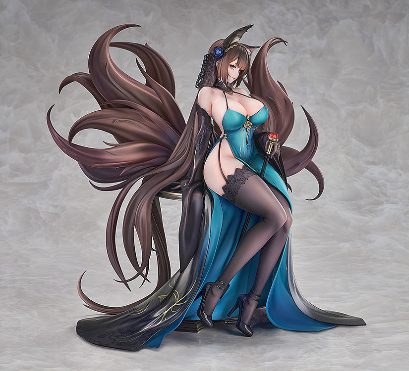 Azur Lane Amagi: Throne of Fallen Petals Ver 1/7 Scale Figure