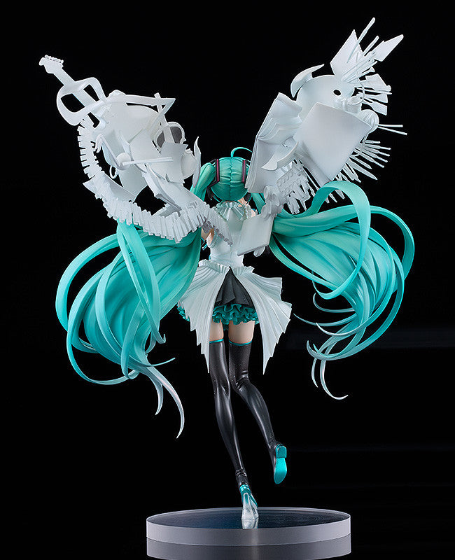 Hatsune Miku: Happy 16th Birthday Ver 1/7 Scale Figure (rerun)
