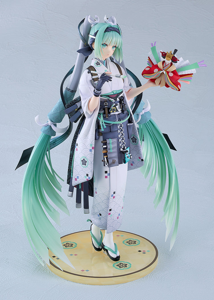 Hatsune Miku: Smile x Future Ver 1/7 Scale Figure