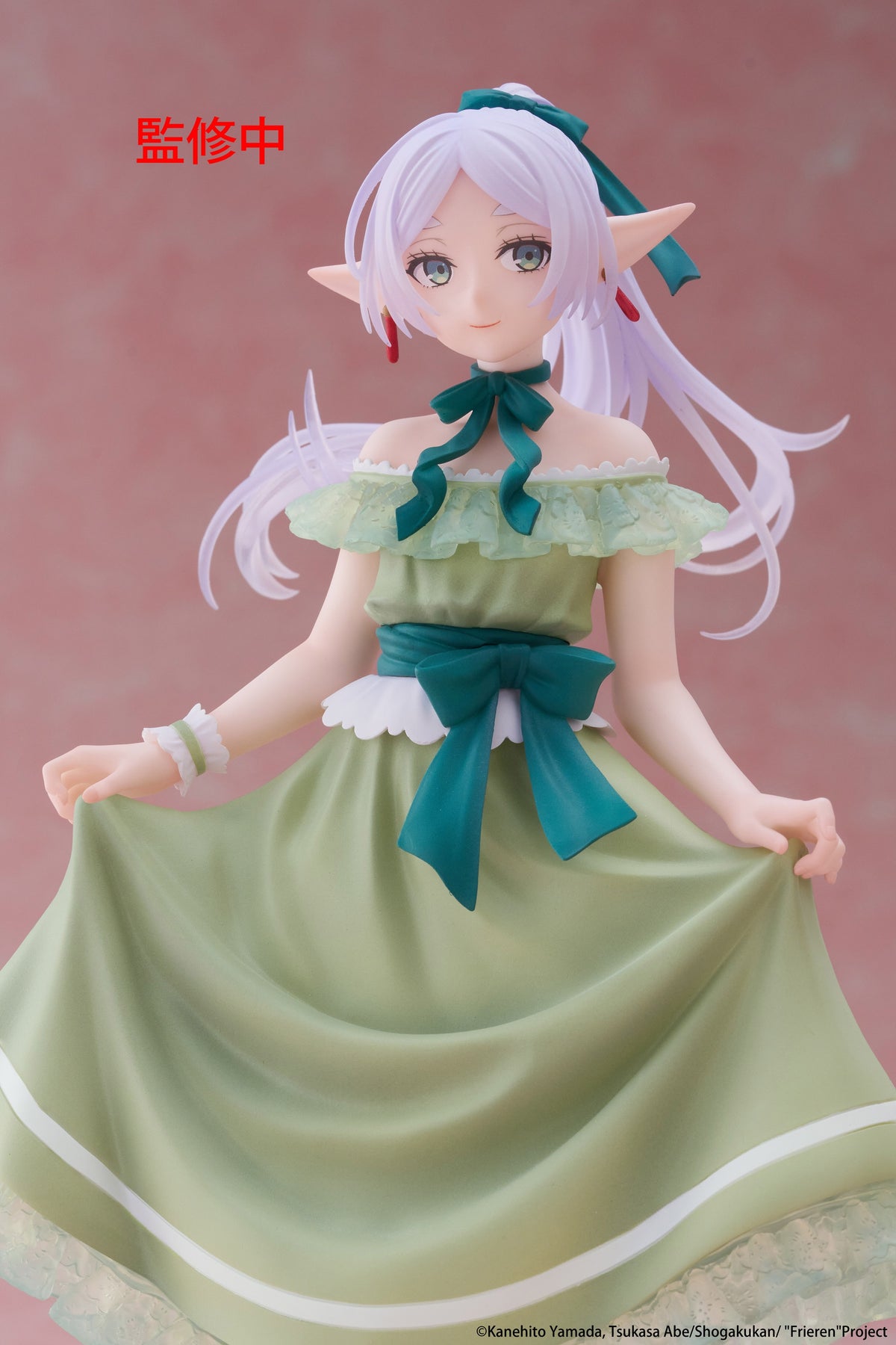 Frieren: Beyond Journey&#39;s End Coreful Figure Frieren (Party Dress ver.)