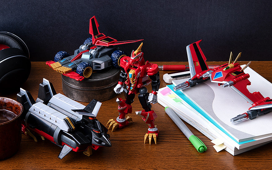 GRIDMAN UNIVERSE THE GATTAI Gattai Ryujin DX Dynazenon