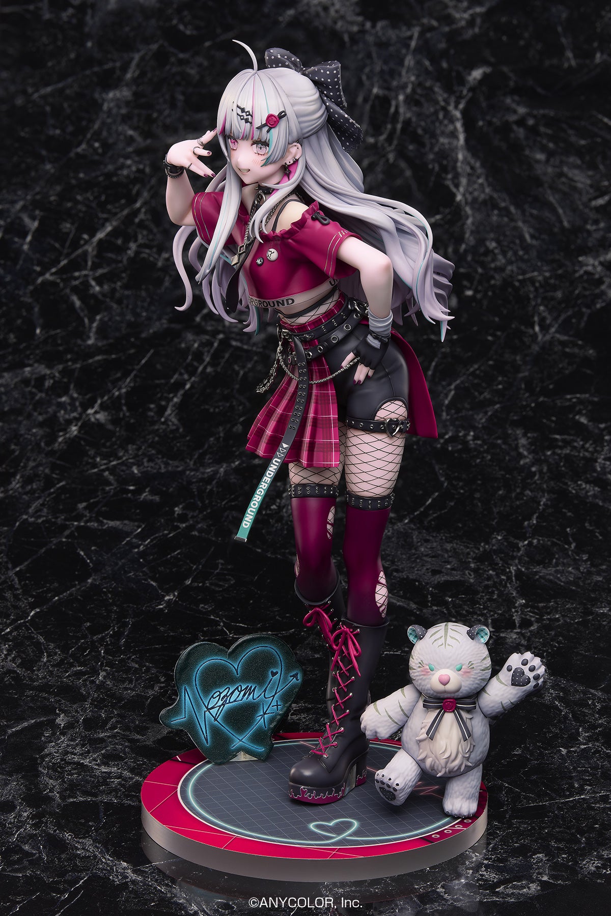 NIJISANJI Ishigami Nozomi 1/7 Scale Figure