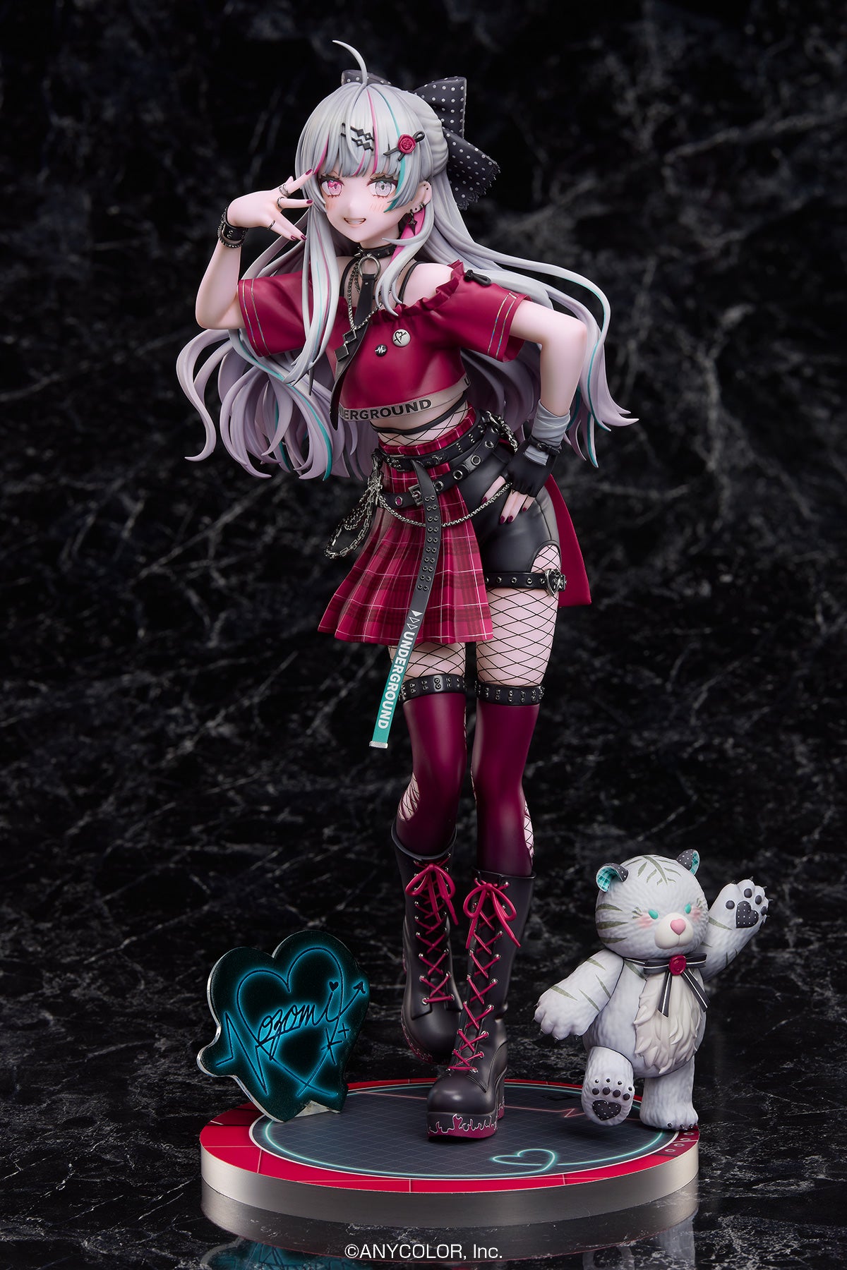 NIJISANJI Ishigami Nozomi 1/7 Scale Figure