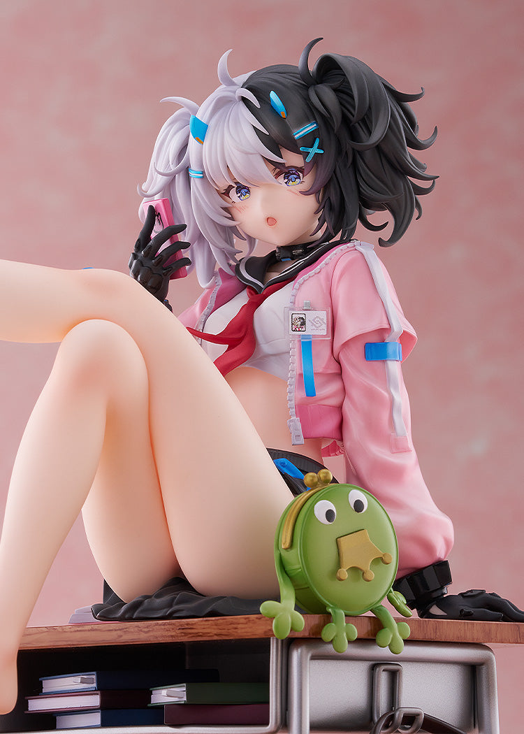 Snowbreak : Containment Zone Eatchel The Cub Overdue Radiance 1/7 Scale Figure