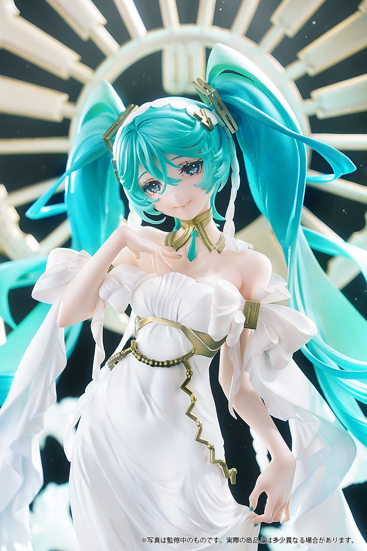 Hatsune Miku feat Yoneyama Mai 1/7 Scale Figure
