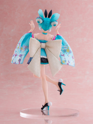 Hatsune Miku Wa-Bunny 1/7 Scale Figure