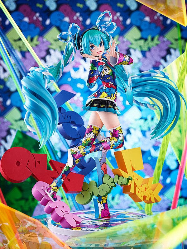 Good Smile Company Character Vocal Series 01: Hatsune Miku - MIKU EXPO 5th Anniv. / Lucky ☆ Orb : UTA X KASOKU Ver.  1/8th SCALE FIGURE