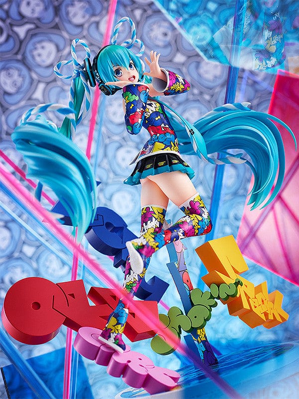 Good Smile Company Character Vocal Series 01: Hatsune Miku - MIKU EXPO 5th Anniv. / Lucky ☆ Orb : UTA X KASOKU Ver.  1/8th SCALE FIGURE