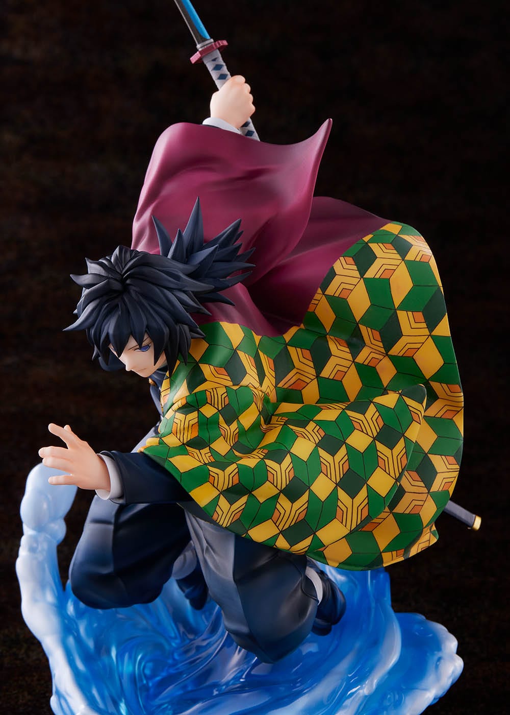 Bellfine Demon Slayer : Kimetsu no Yaiba Giyu Tomioka 1/8 Scale Figure