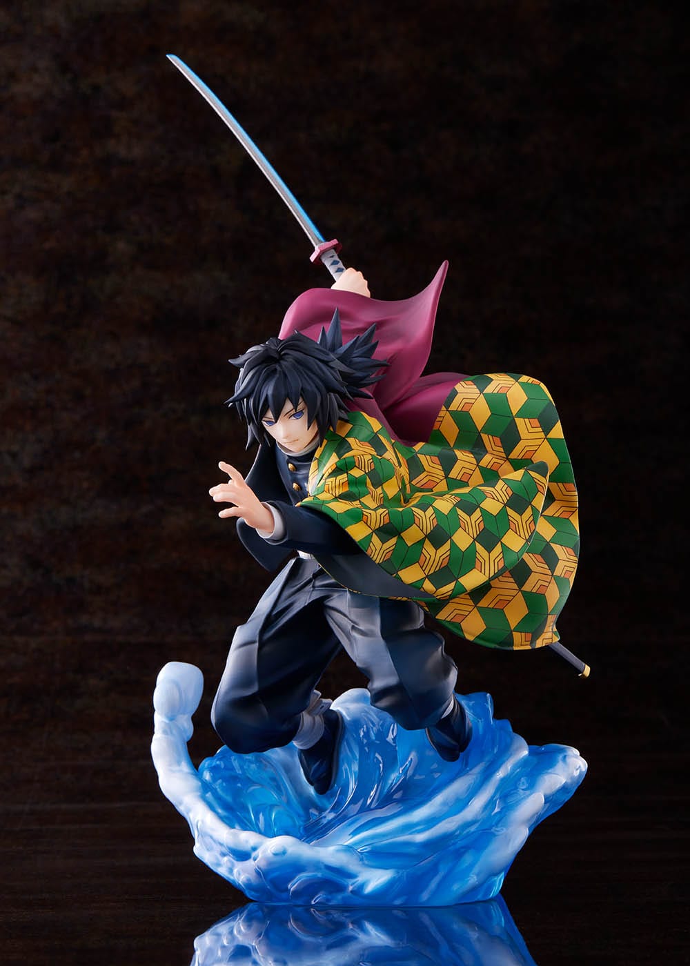 Bellfine Demon Slayer : Kimetsu no Yaiba Giyu Tomioka 1/8 Scale Figure