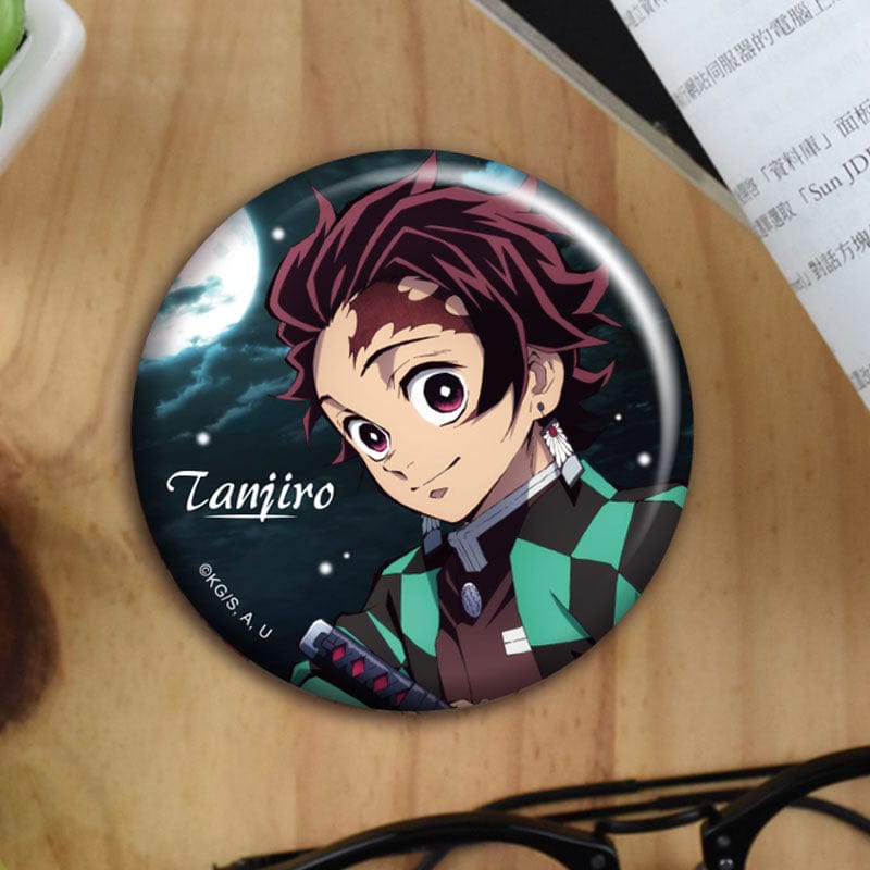 Demon Slayer: Kimetsu no Yaiba Tanjiro & Giyu Pin Badge Set