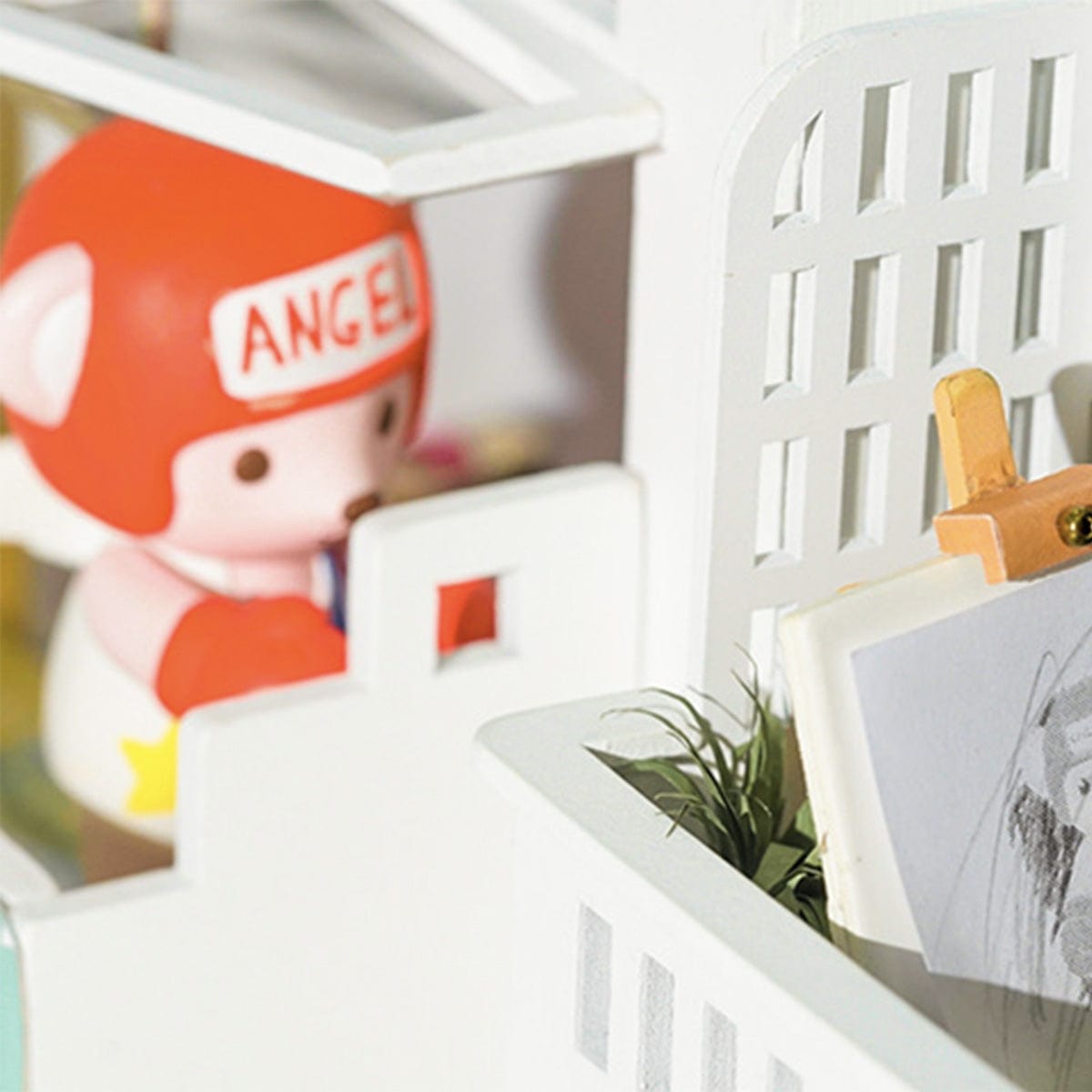 Rolife DIY MINIATURE HOUSE : TEDDY THEME - Love on the Balcony