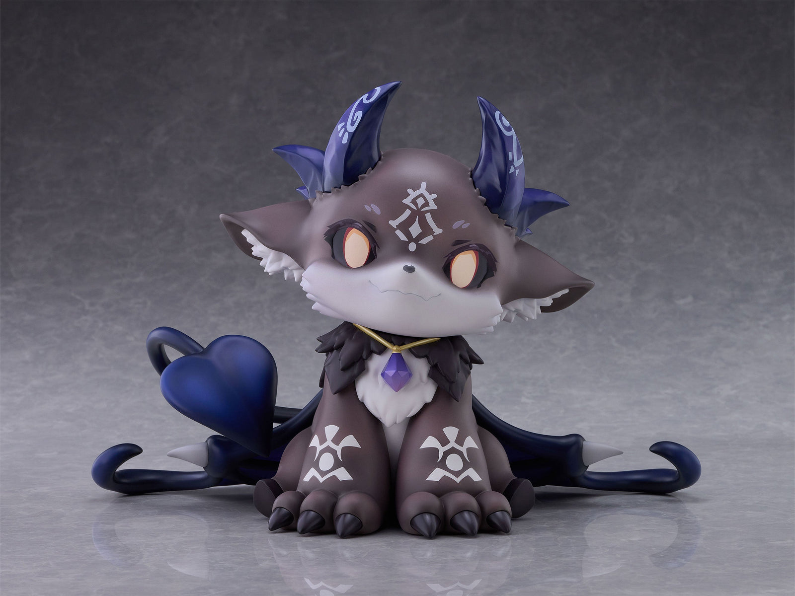 NIJISANJI Debidebi Debiru 1/2 Scale Soft Vinyl Figure
