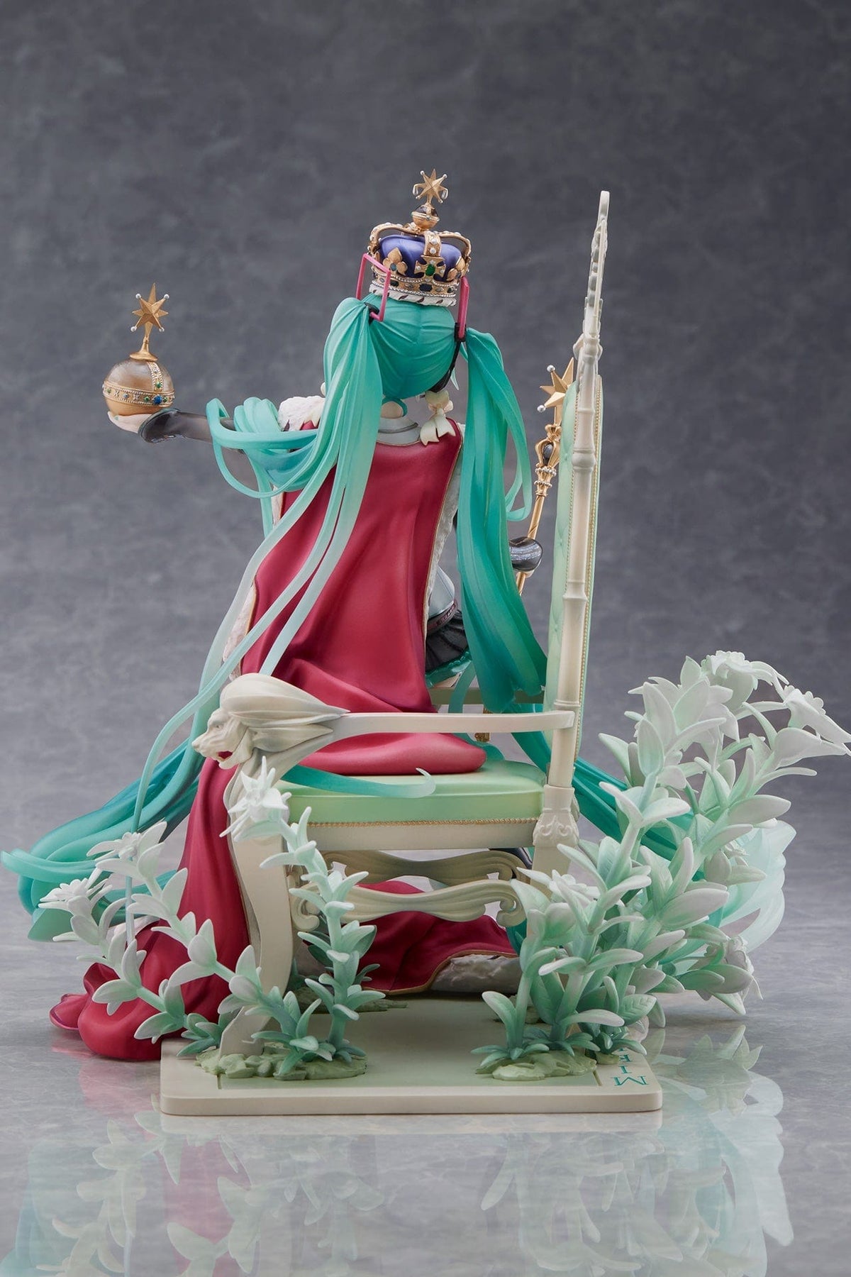 TAITO Spiritale Hatsune Miku 39's Special Day Ver. 1/7 Scale Figure