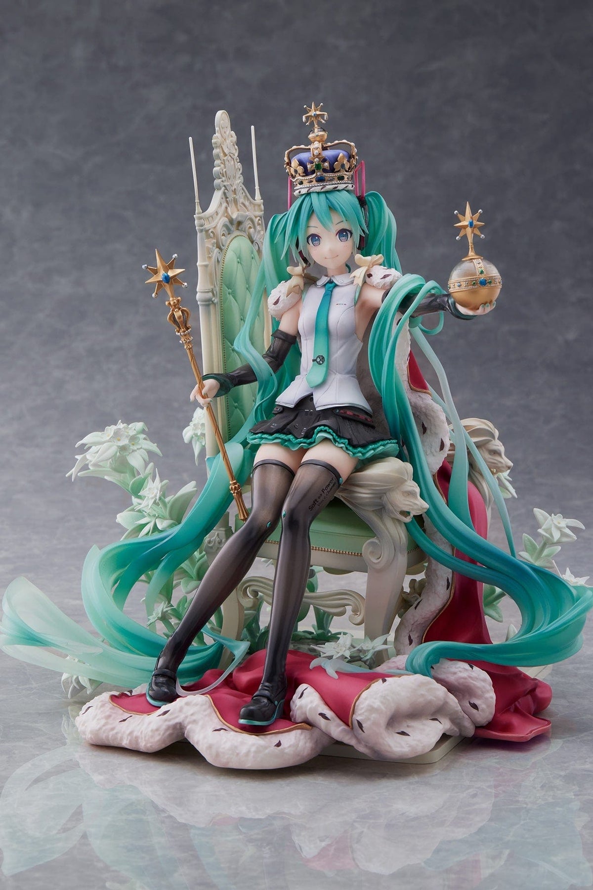 TAITO Spiritale Hatsune Miku 39's Special Day Ver. 1/7 Scale Figure