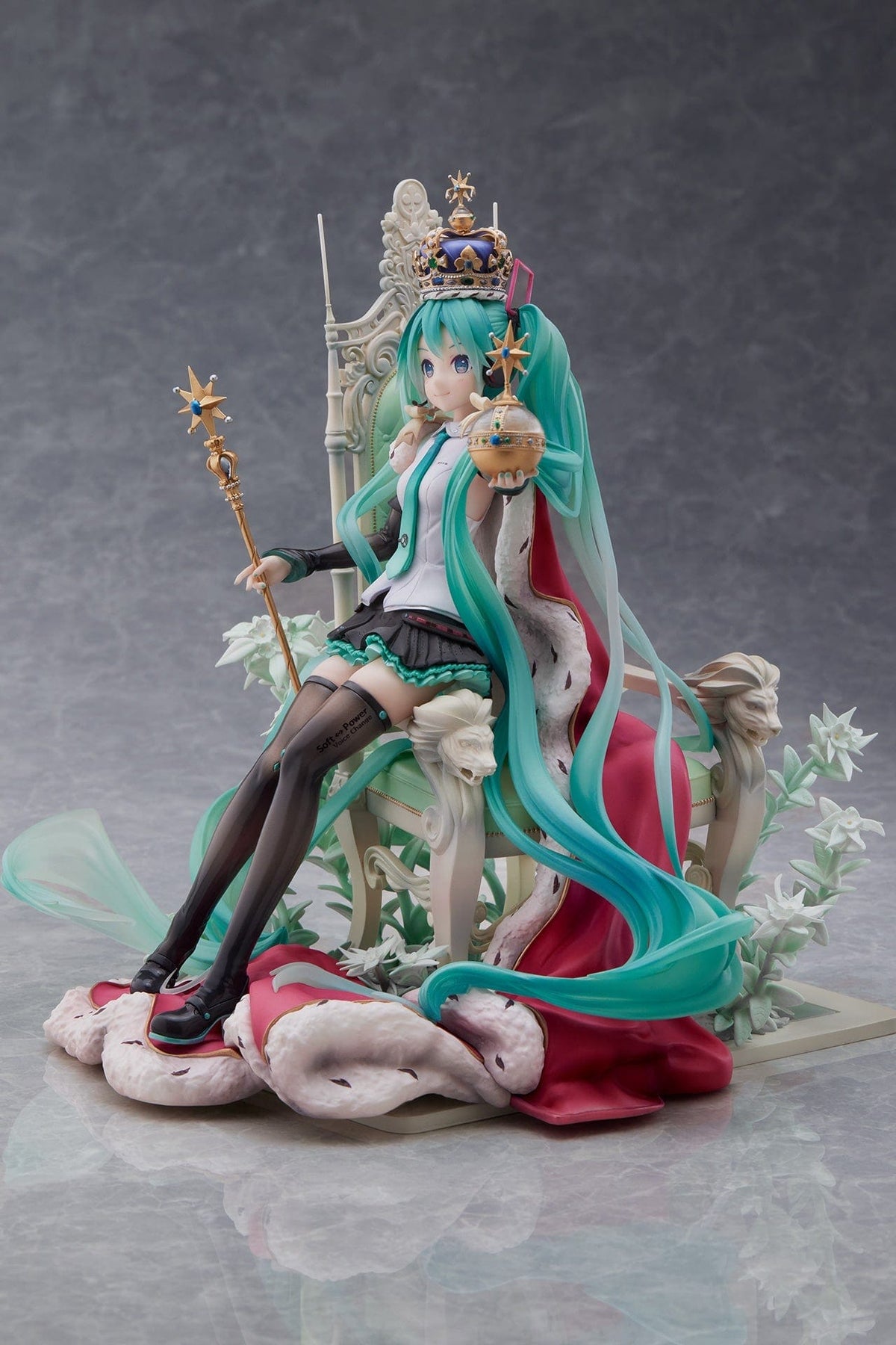 TAITO Spiritale Hatsune Miku 39's Special Day Ver. 1/7 Scale Figure