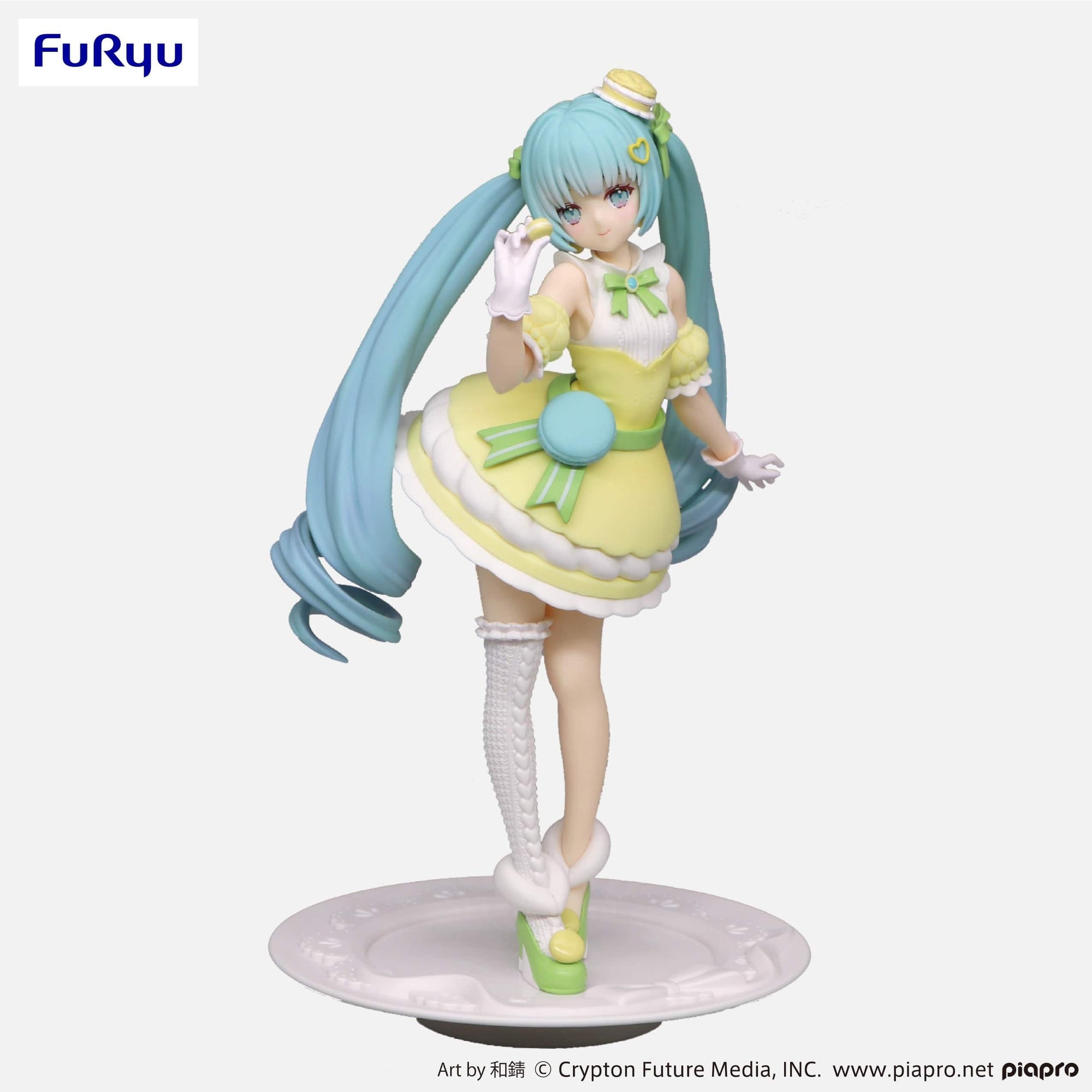 FURYU Corporation Hatsune Miku Exceed Creative Figure SweetSweets Series Macaroon Citron Color