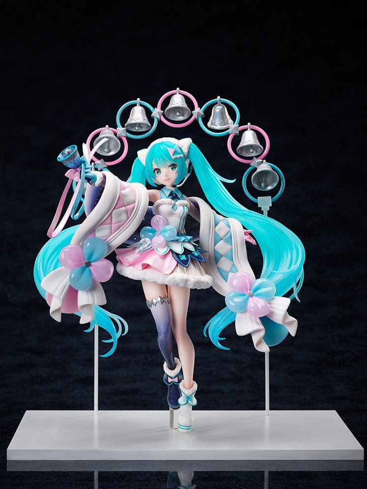 FURYU HATSUNE MIKU MAGICAL MIRAI 2020 Winter Festival Ver. 1/7 Scale Figure