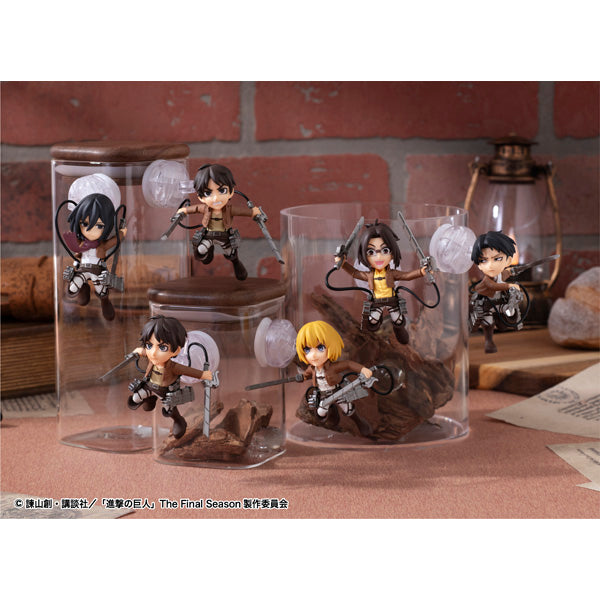 TOBIMAS SERIES Attack on Titan set【with gift: Postcard】